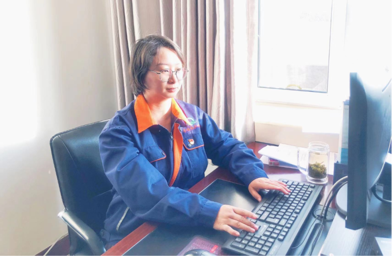 省物產集團黨務工作者、先進模范持續熱議黨的二十大精神（二）